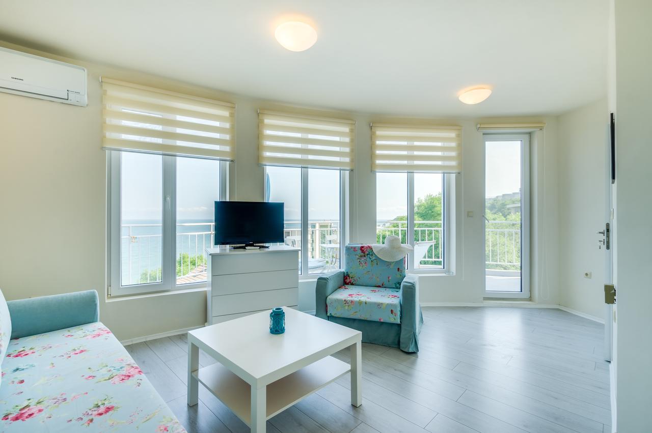 Villa White Dove Aranyhomok Kültér fotó