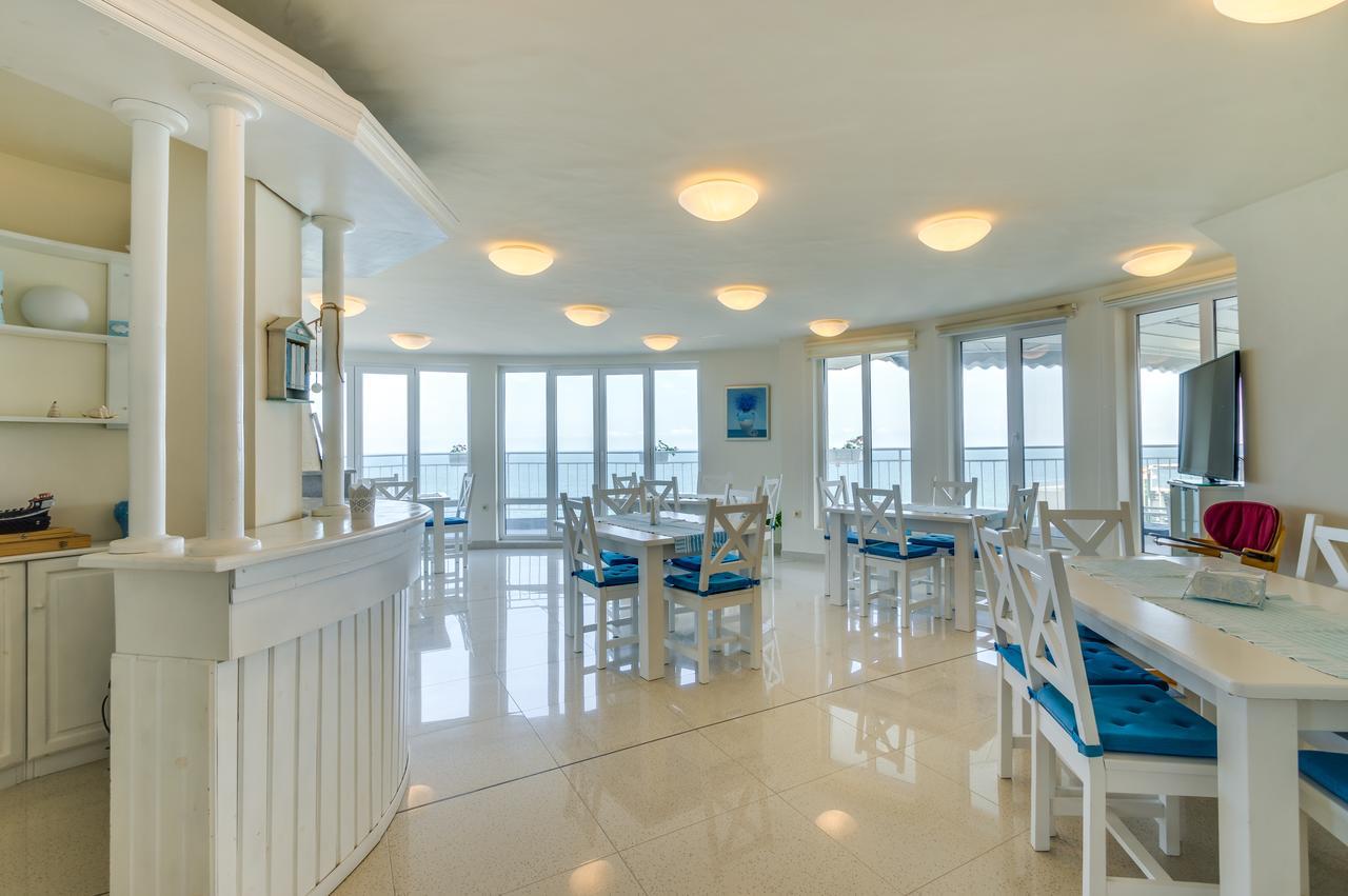 Villa White Dove Aranyhomok Kültér fotó