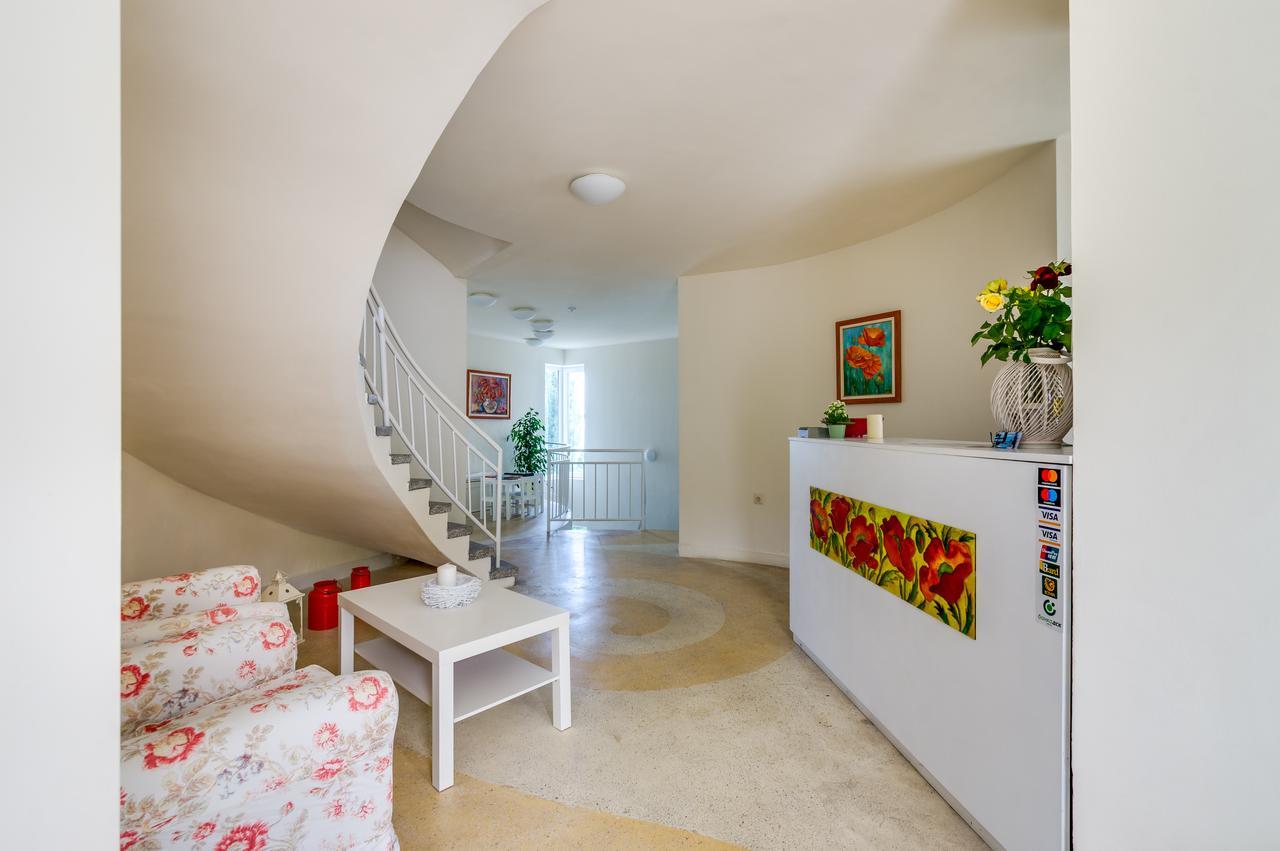 Villa White Dove Aranyhomok Kültér fotó